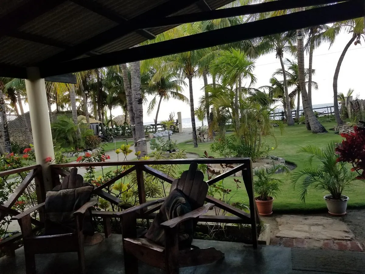 Hotel los jardines Monte Cristi
