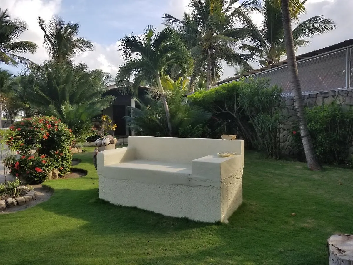 Hotel los jardines Monte Cristi