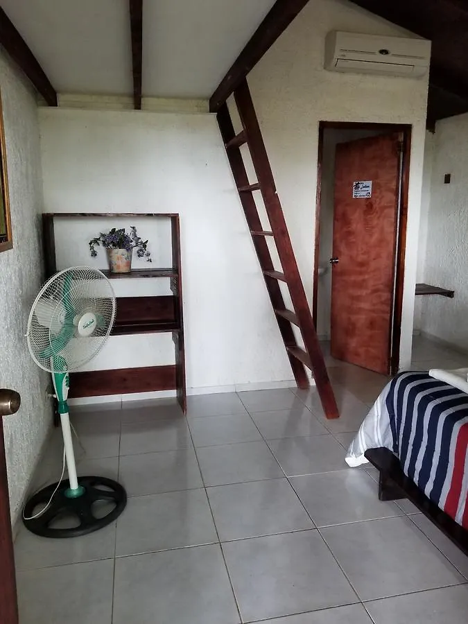 Hotel los jardines Monte Cristi