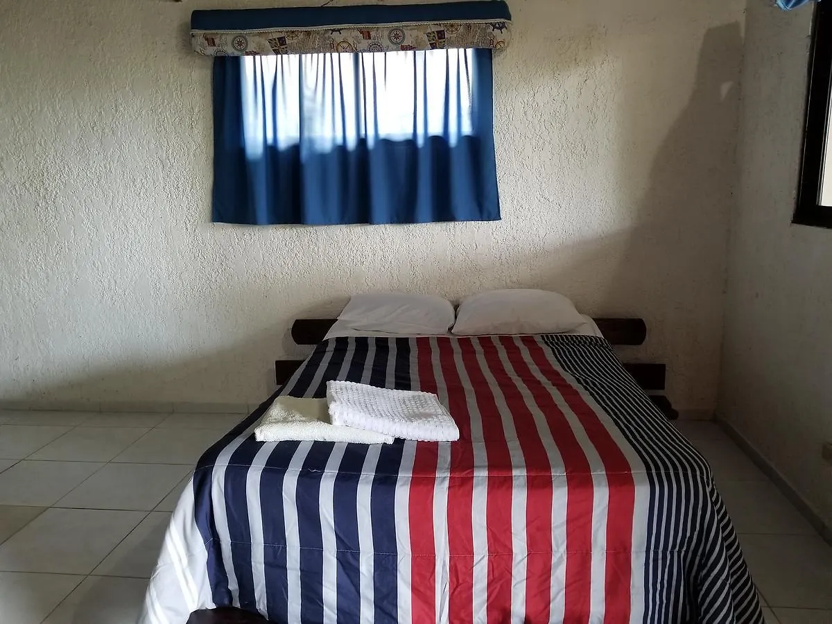 Hotel los jardines Monte Cristi